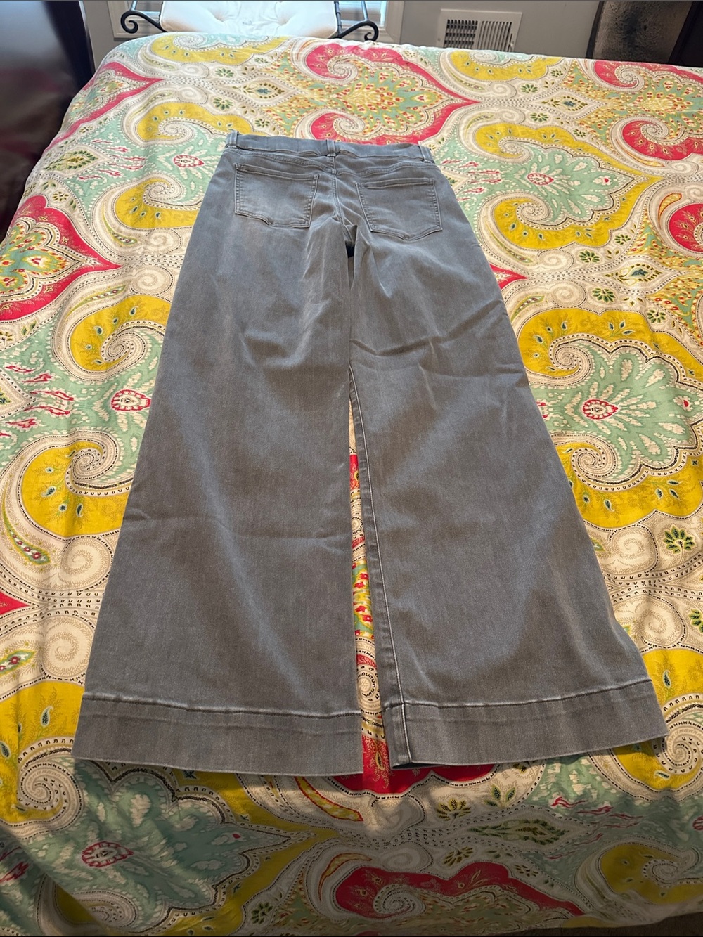 High-Rise Wide Leg Jeans in Washed Gray - Picture 6 of 6